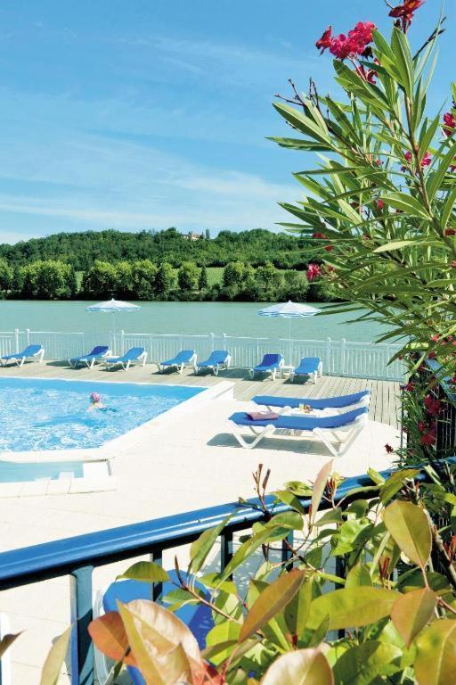 Residence Pierre & Vacances Le Hameau Du Lac 마르시악 외부 사진