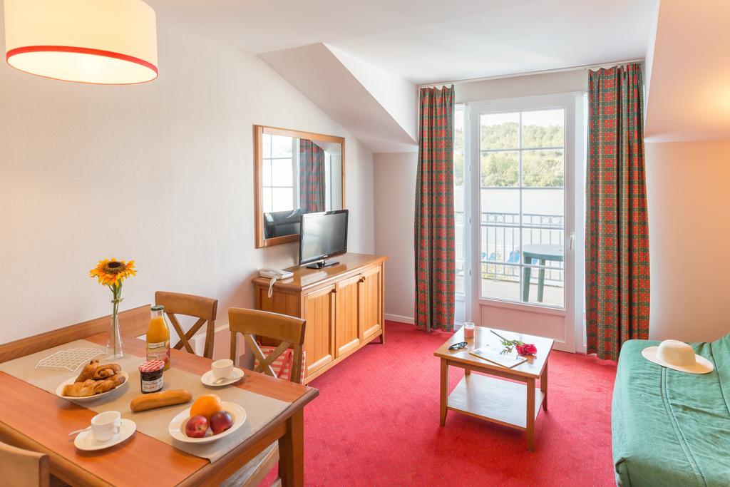Residence Pierre & Vacances Le Hameau Du Lac 마르시악 외부 사진
