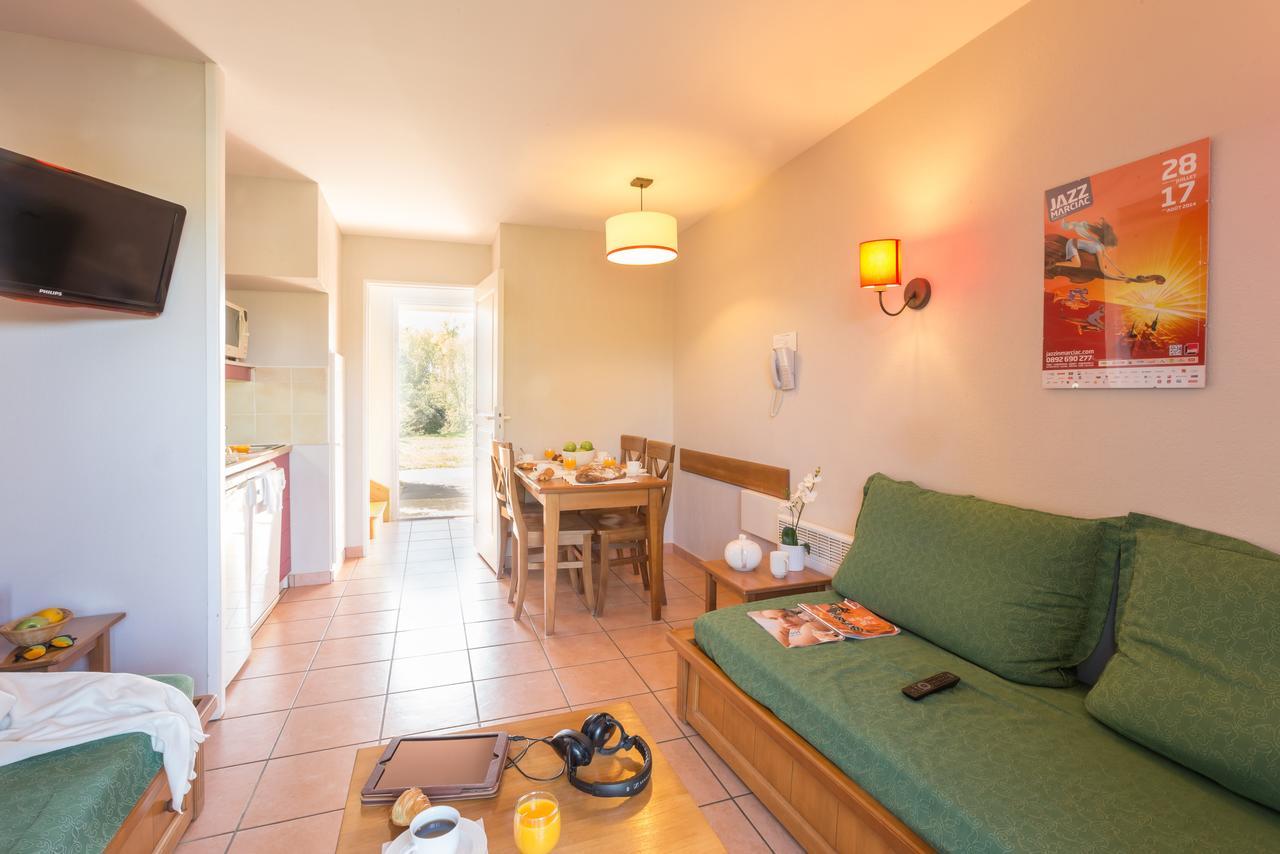 Residence Pierre & Vacances Le Hameau Du Lac 마르시악 외부 사진